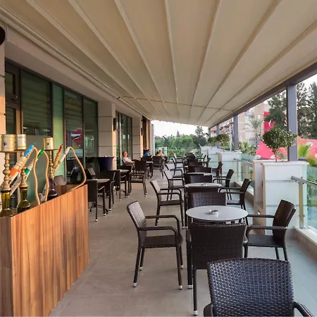 Hotel Luna Blanca & Side