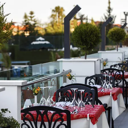Hotel Luna Blanca &