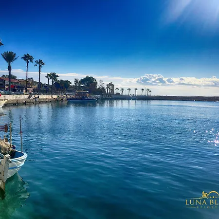 Luna Blanca & Hotel 5*