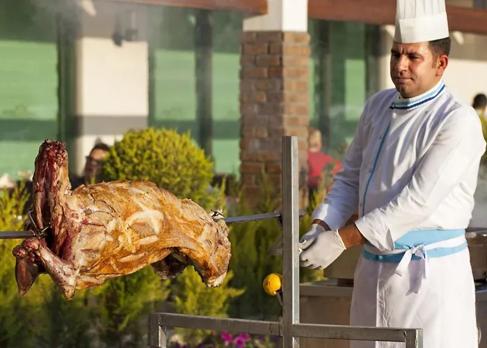 Hotel Luna Blanca & 5*