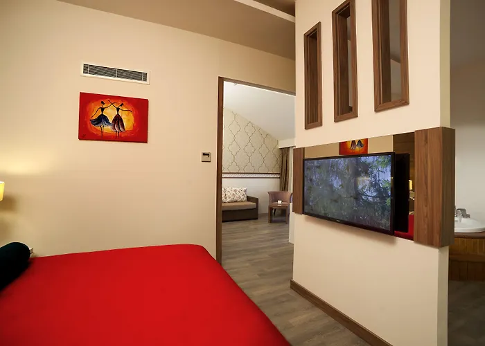 Hotel Luna Blanca & 5*