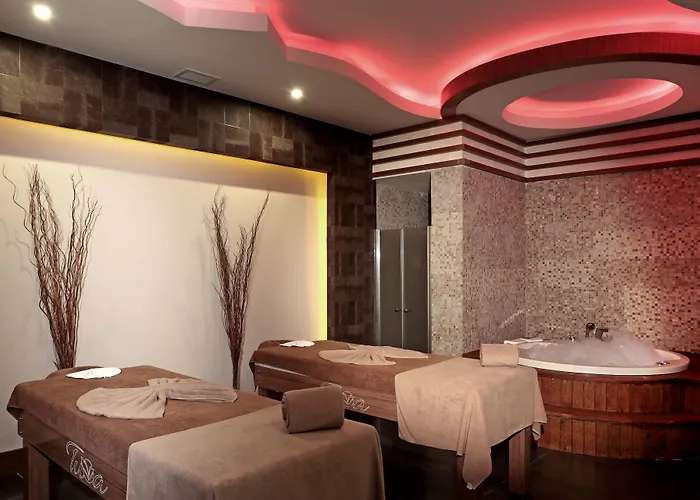 Luna Blanca & Готель Сіде