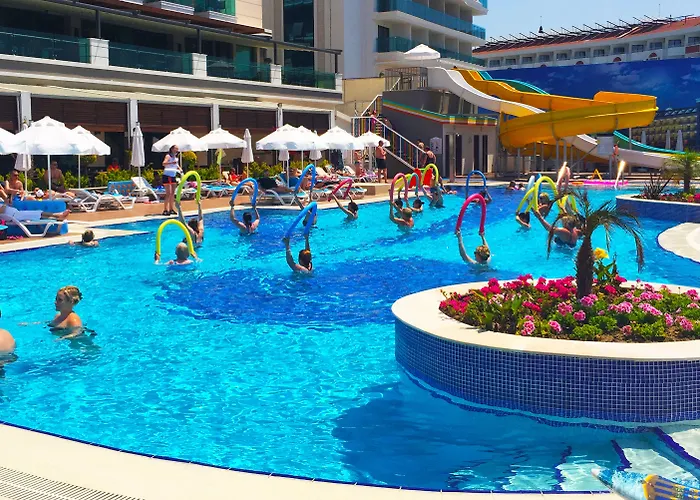 Luna Blanca & Hotel 5*