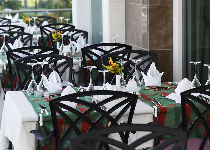 Hotel Luna Blanca & 5*