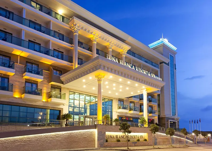 Hotel Luna Blanca & 5*