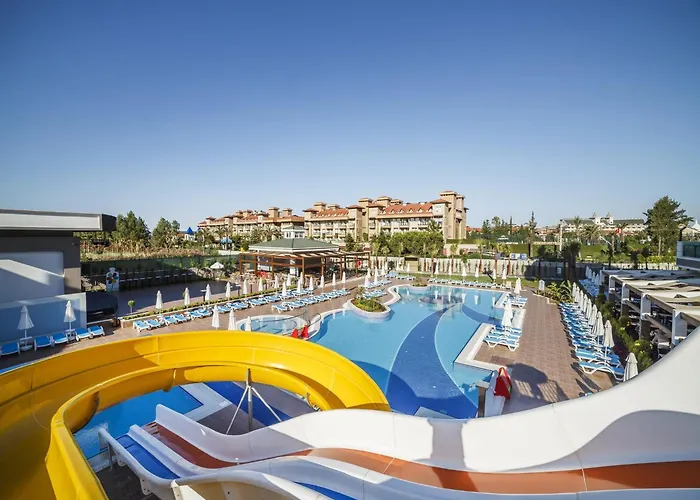 Hotel Luna Blanca & 5*