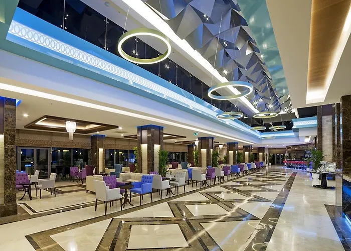 Hotel Luna Blanca & Side