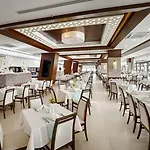 Luna Blanca & 酒店