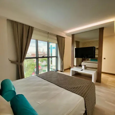 Luna Blanca & Hotel 5*