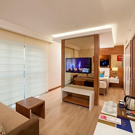 Hotel Luna Blanca & Side