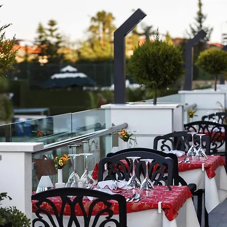 Luna Blanca & Hotel 5*