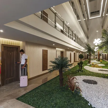 Luna Blanca & Szálloda Side