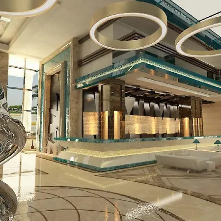 Luna Blanca & 5* Side